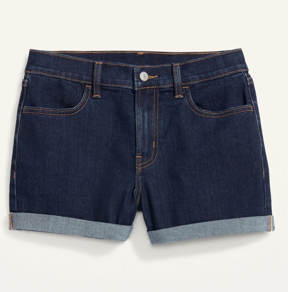Mid-Rise Wow Jean Shorts